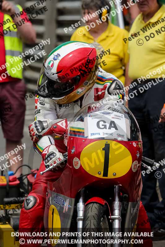 Vintage motorcycle club;eventdigitalimages;mallory park;mallory park trackday photographs;no limits trackdays;peter wileman photography;trackday digital images;trackday photos;vmcc festival 1000 bikes photographs